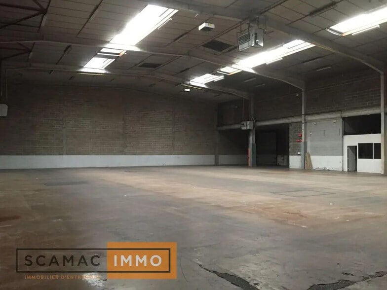 Flex in Bondoufle for lease - Building Photo - Image 2 of 7