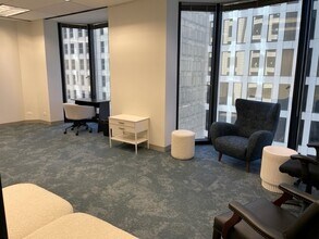 142 E Ontario St, Chicago, IL à louer Photo intérieure- Image 1 de 8