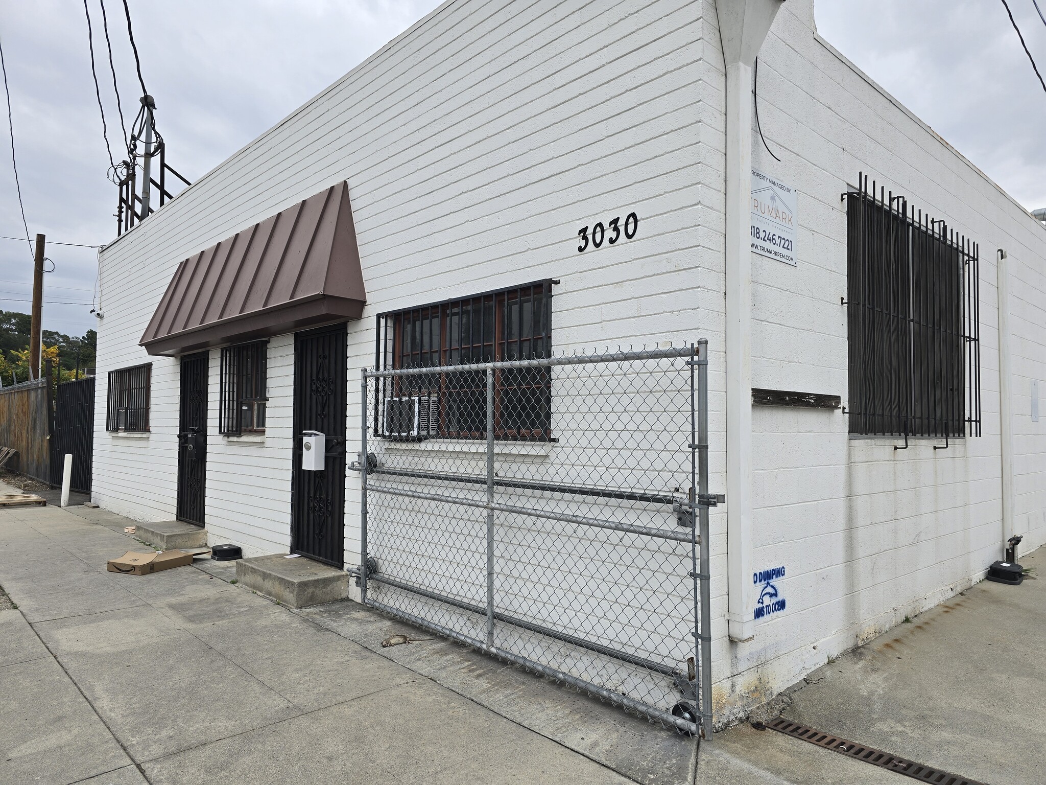 3018 Carmel St, Los Angeles, CA for lease Interior Photo- Image 1 of 5