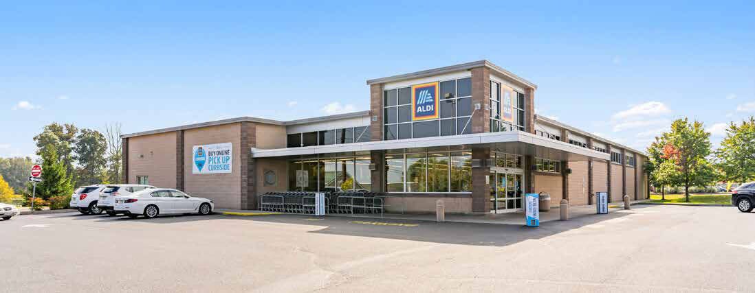 600-690 N West End Blvd, Quakertown, PA à louer Photo du bâtiment- Image 1 de 18