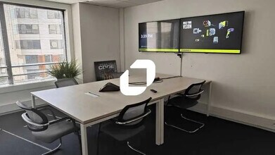 Bureau dans Rueil-Malmaison à louer Photo intérieure- Image 2 de 2