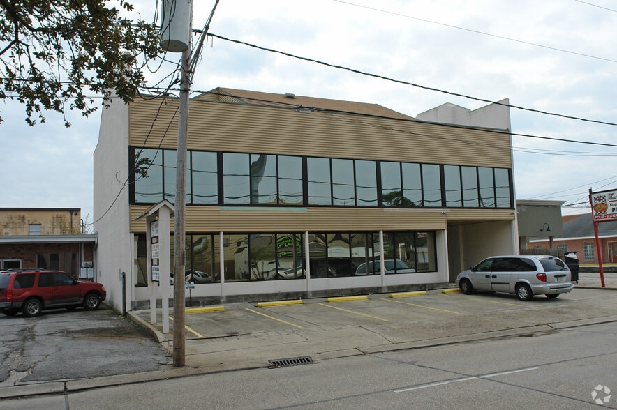 4425 Clearview Pky, Metairie, LA for lease - Building Photo - Image 3 of 10