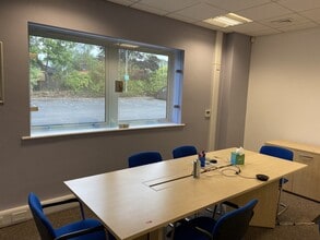 1-4 Diamond Way, Stone for lease Interior Photo- Image 1 of 2