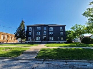 More details for 917 Pearl St, Saint Joseph, MI - Multifamily for Sale