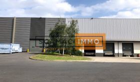 Industrial in Villeneuve La Garenne for lease - Building Photo - Image 2 of 5