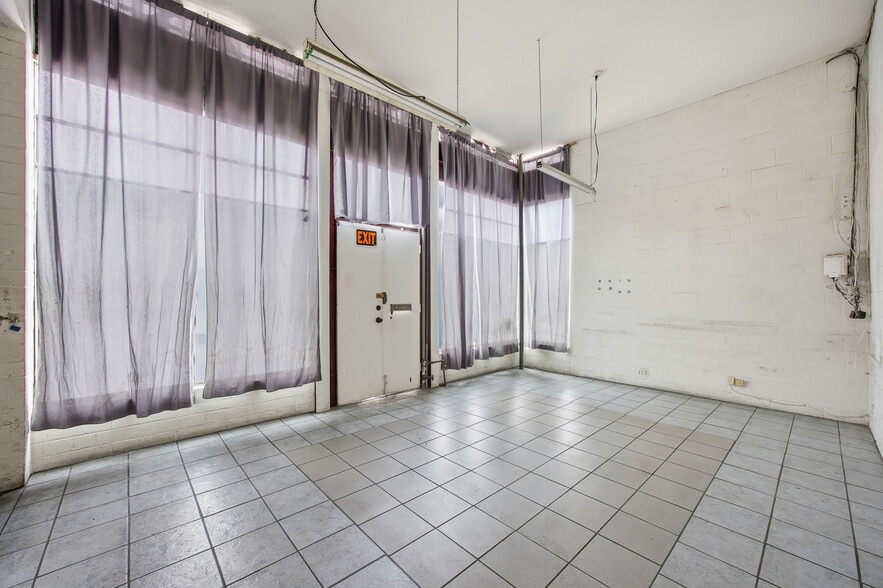 4202 W El Segundo Blvd, Hawthorne, CA for sale - Building Photo - Image 2 of 16