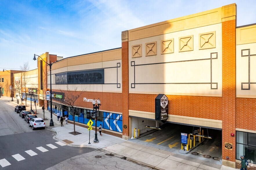 2830-2868 N Broadway St, Chicago, IL à louer - Photo du bâtiment - Image 3 de 8