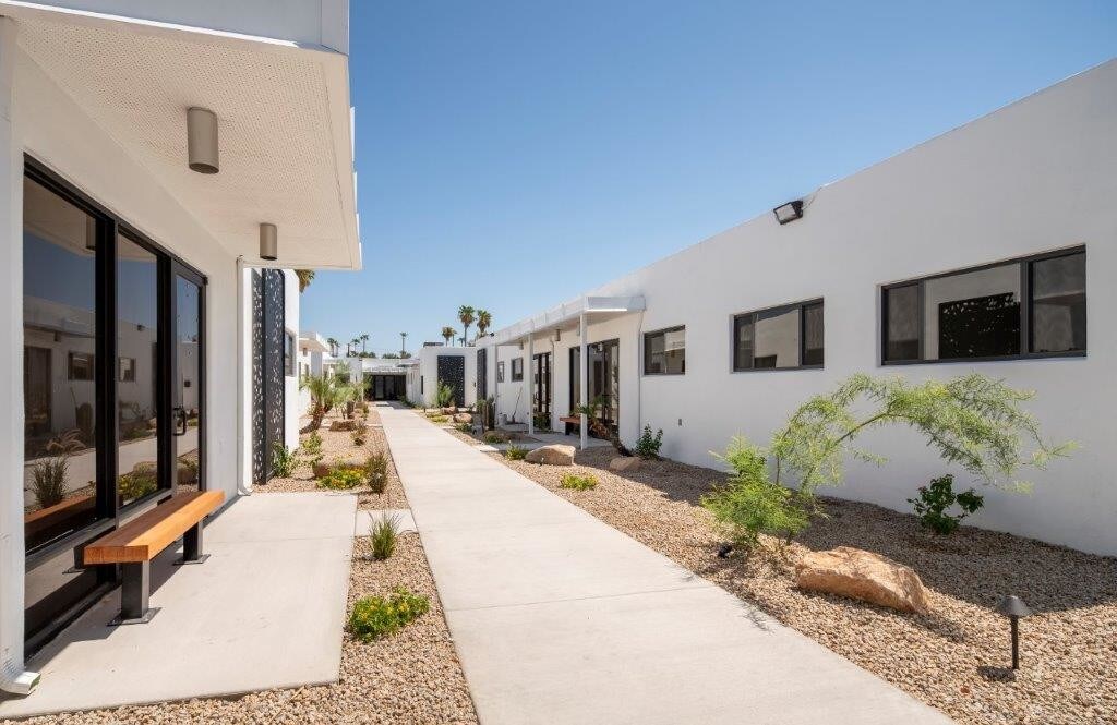 455 N Mesa Dr, Mesa, AZ à louer Photo du bâtiment- Image 1 de 10