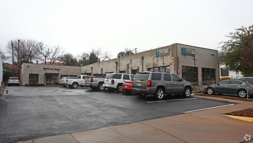 3821 Camp Bowie Dr, Fort Worth, TX for lease - Primary Photo - Image 2 of 4