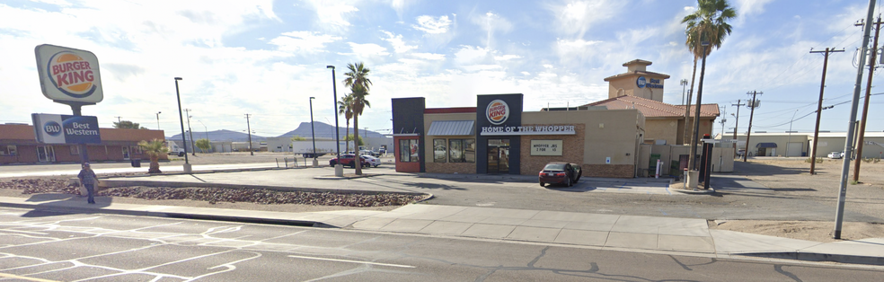 701 W Riverside Dr, Parker, AZ for sale - Building Photo - Image 1 of 7