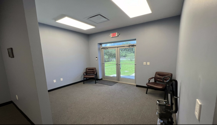 1509 N Combee Rd, Lakeland, FL for lease Interior Photo- Image 1 of 3