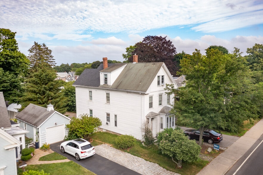 211 Court St, Plymouth, MA for sale - Primary Photo - Image 1 of 29