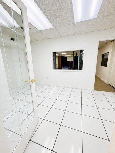 3100 NW 72nd Ave, Miami, FL for sale - Building Photo - Image 3 of 14