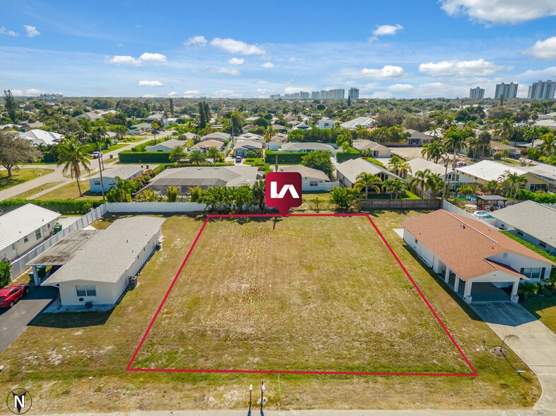 686 97th Ave N, Naples, FL à vendre - Aérien - Image 3 de 8