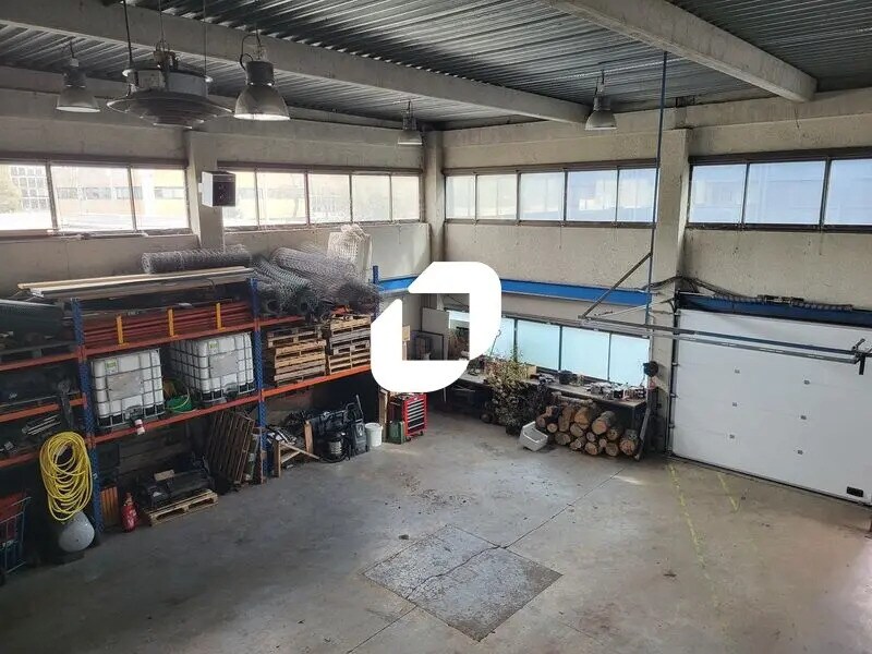 Flex in Mérignac for lease Interior Photo- Image 1 of 11