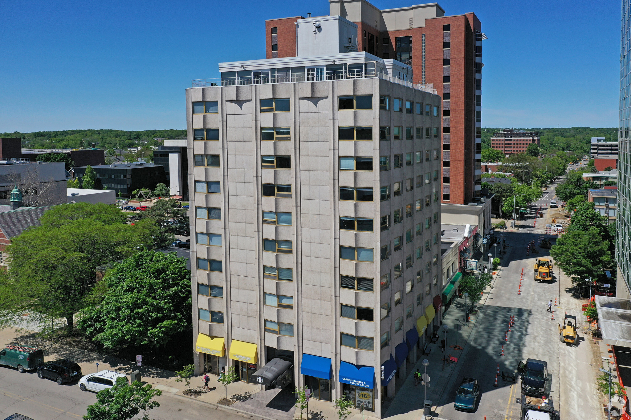 400 Maynard St, Ann Arbor, MI à vendre Photo du bâtiment- Image 1 de 1