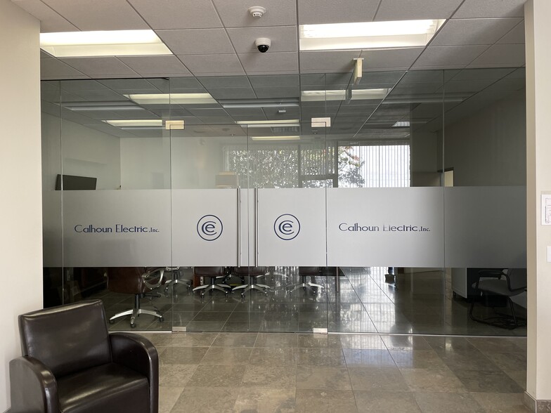 1545 Simpson Way, Escondido, CA for sale - Interior Photo - Image 2 of 18