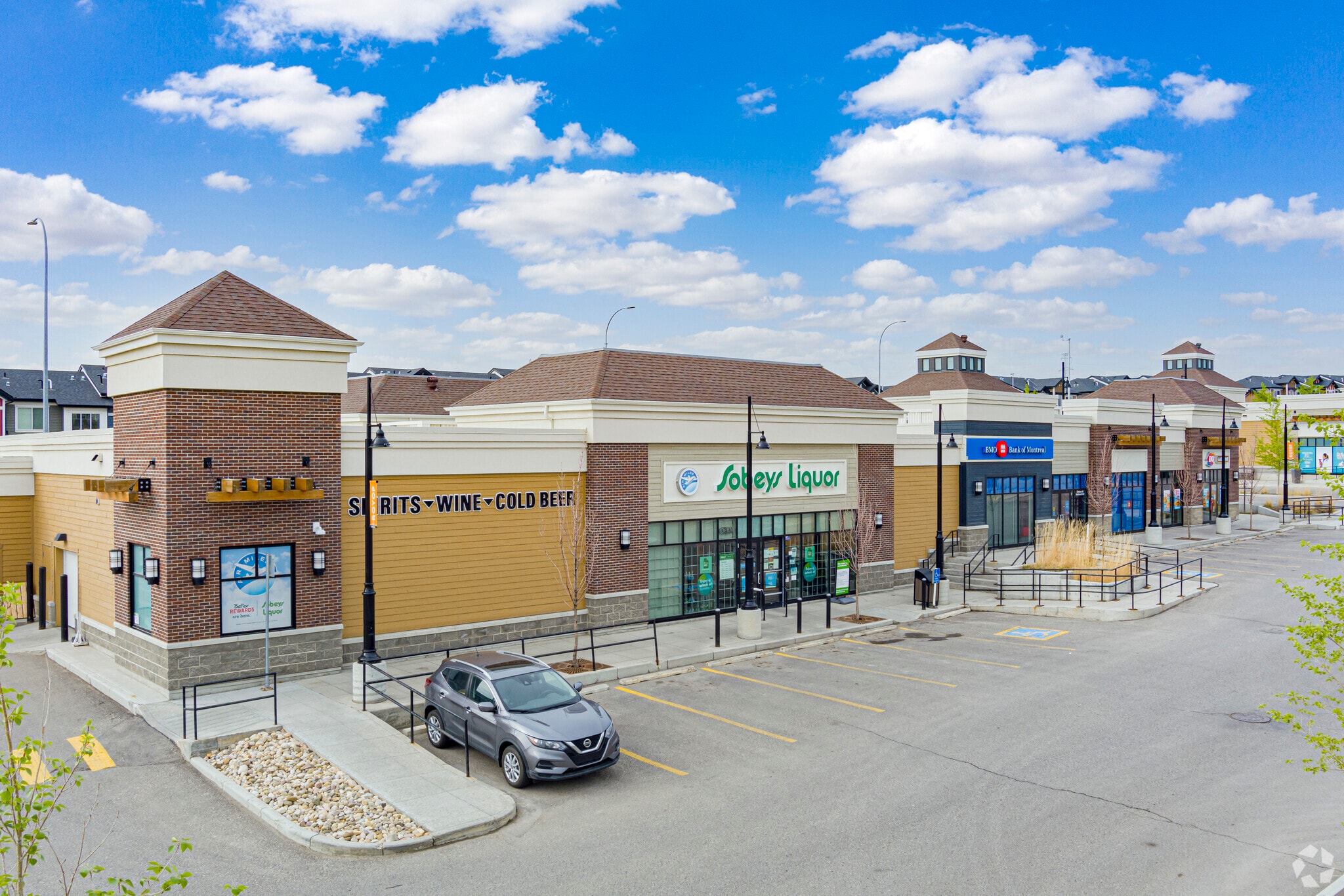 8 Nolan Hill Blvd NW, Calgary, AB for lease Primary Photo- Image 1 of 6