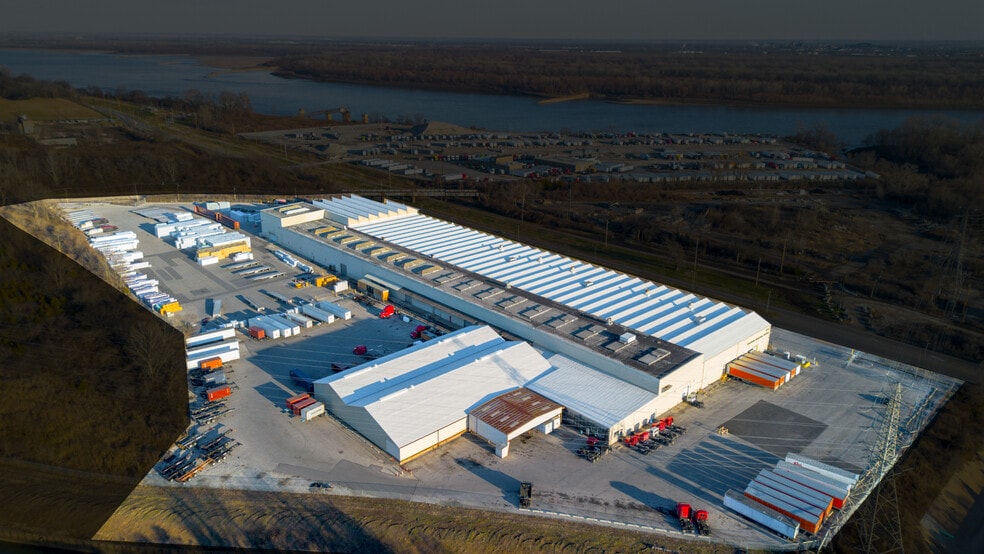 9215 Riverview Dr, Saint Louis, MO for sale - Building Photo - Image 2 of 6