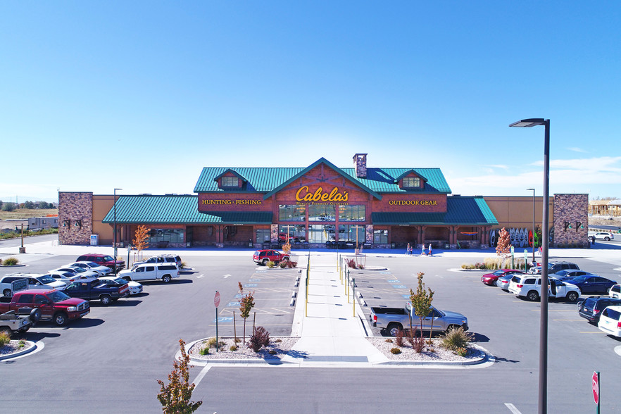 391 N Cabelas Dr, Farmington, UT à vendre - Photo du bâtiment - Image 1 de 1