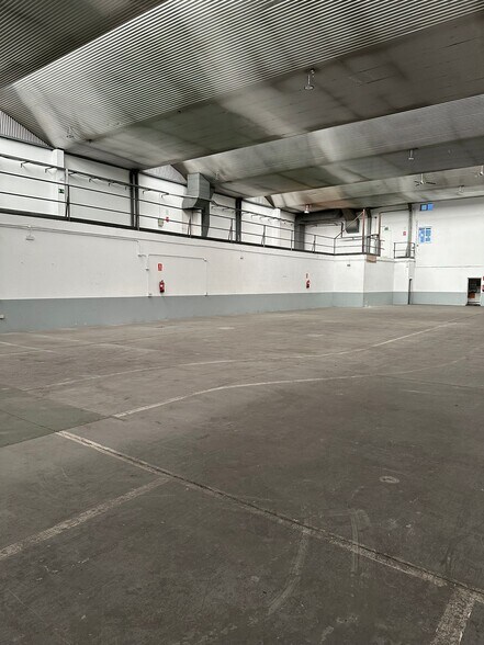 Calle de Torre de Don Miguel, 33, Madrid, Madrid à louer - Photo du bâtiment - Image 2 de 7