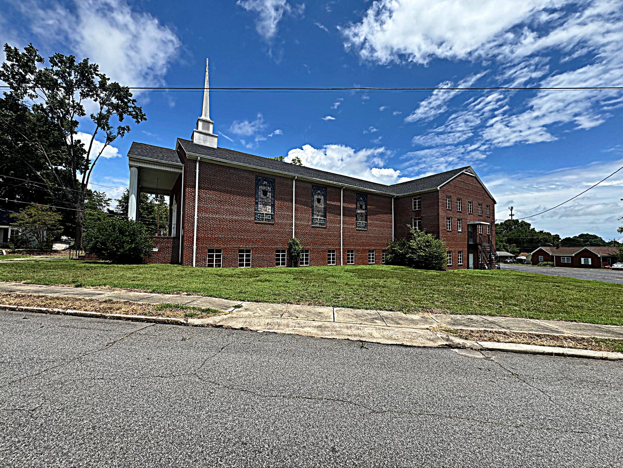 200 Moir St, Eden, NC for sale Primary Photo- Image 1 of 11