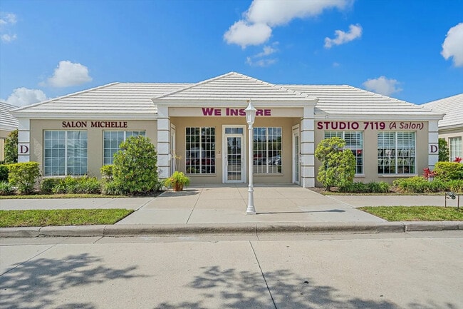 Plus de détails pour 3900 Clark Rd, Sarasota, FL - Bureau à vendre