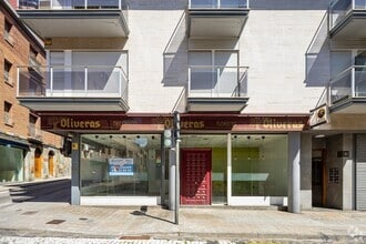 Retail in Terrassa, Barcelona for lease Interior Photo- Image 1 of 15