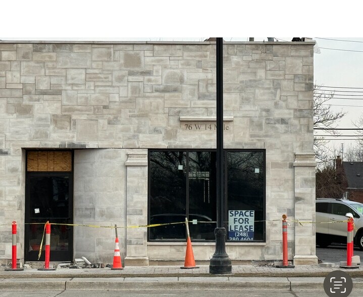 76-84 W 14 Mile Rd, Clawson, MI à louer - Photo du bâtiment - Image 3 de 6