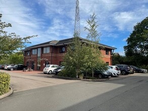 Sandys Rd, Malvern à louer Photo du bâtiment- Image 1 de 8