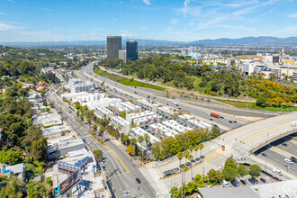 3450 Cahuenga Blvd W, Los Angeles, CA - aerial  map view