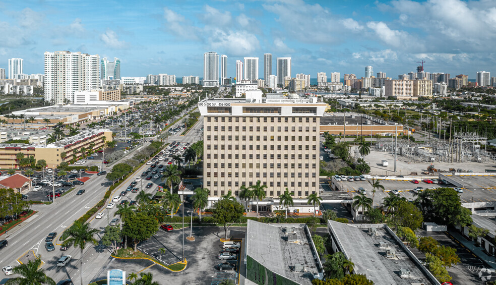 1250 E Hallandale Beach Blvd, Hallandale Beach, FL for lease - Aerial - Image 3 of 47