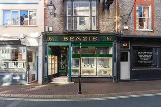 Plus de détails pour 61 High St, Cowes - Commerce de détail à vendre