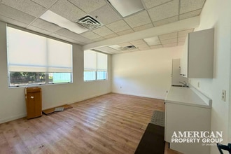 8482-8490 S Tamiami Trl, Sarasota, FL à louer Photo intérieure- Image 2 de 5