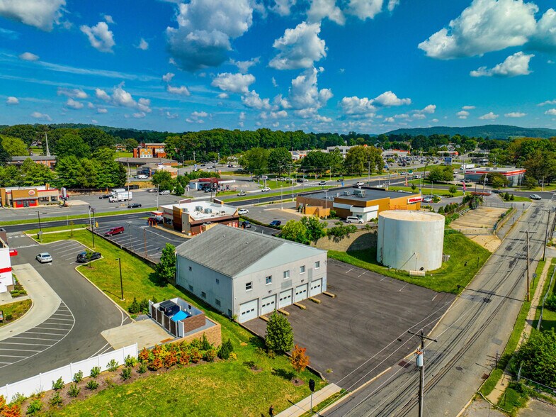 543 Marshall St, Phillipsburg, NJ à vendre - Photo du bâtiment - Image 2 de 10