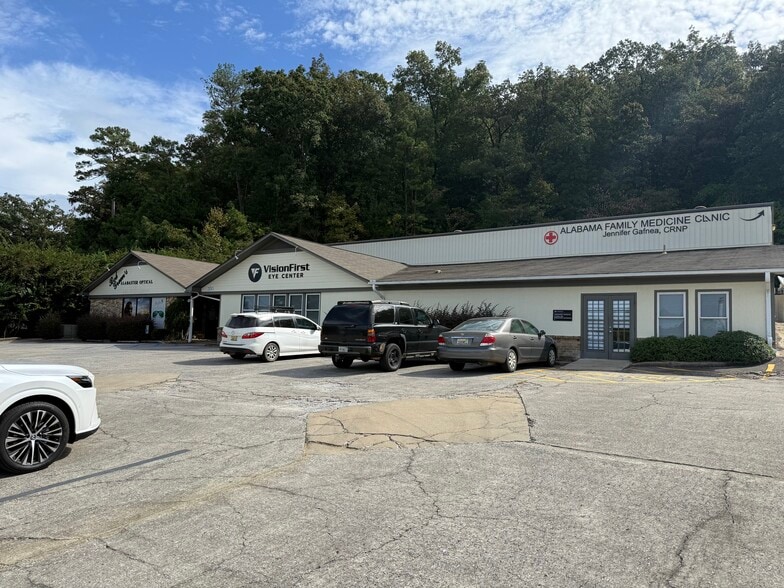 300 First St N, Alabaster, AL for sale - Building Photo - Image 2 of 5