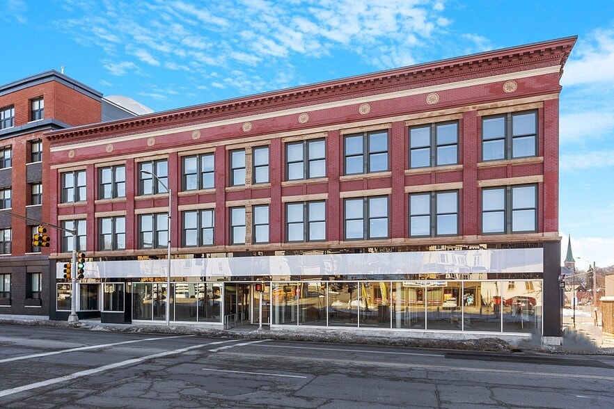 10 Main St, Fitchburg, MA for lease - Building Photo - Image 2 of 19