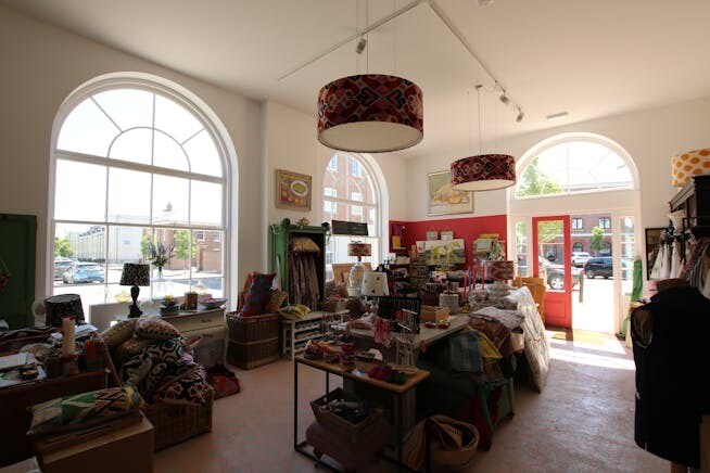 4 Crown Sq, Dorchester à louer Photo intérieure- Image 1 de 3