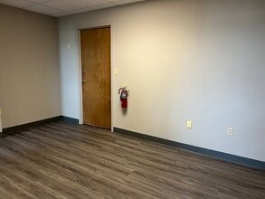 4700-4708 N Habana Ave, Tampa, FL for lease Interior Photo- Image 2 of 5
