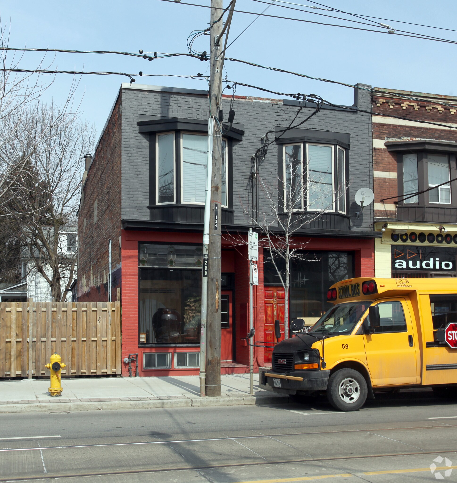 1594-1594 1/2 Queen St E, Toronto, ON for sale Primary Photo- Image 1 of 1