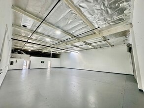 3031 E Coronado St, Anaheim, CA for lease Interior Photo- Image 2 of 8
