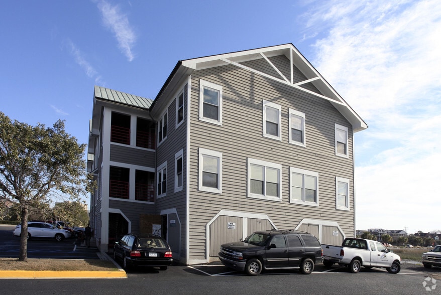 3 Lockwood Dr, Charleston, SC for lease - Building Photo - Image 2 of 10