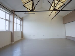 Lawley St, Stoke On Trent for lease Interior Photo- Image 1 of 4
