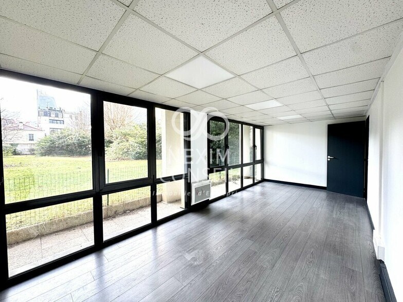 Bureau dans Courbevoie à vendre - Photo du bâtiment - Image 2 de 5