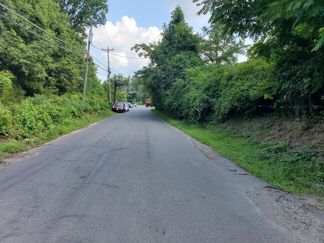 Plus de détails pour 7815 Cinder Bed Rd, Lorton, VA - Terrain à vendre