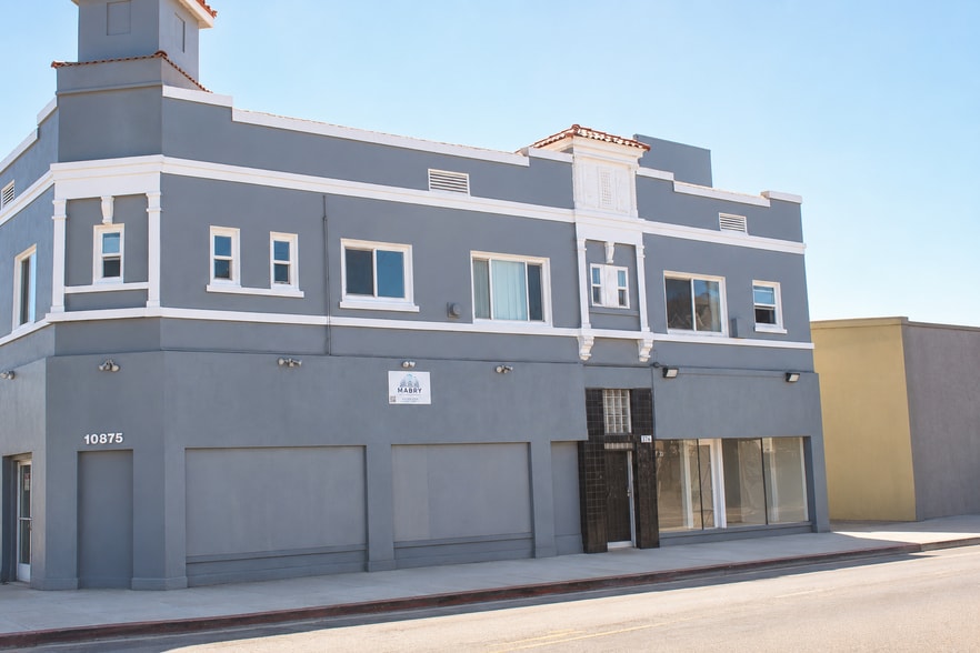 10875 Venice Blvd, Los Angeles, CA for lease - Building Photo - Image 2 of 6