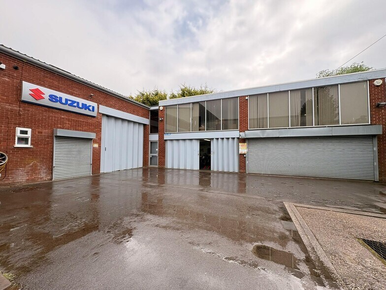 492 Birmingham Rd, Bromsgrove à louer - Photo du bâtiment - Image 2 de 4
