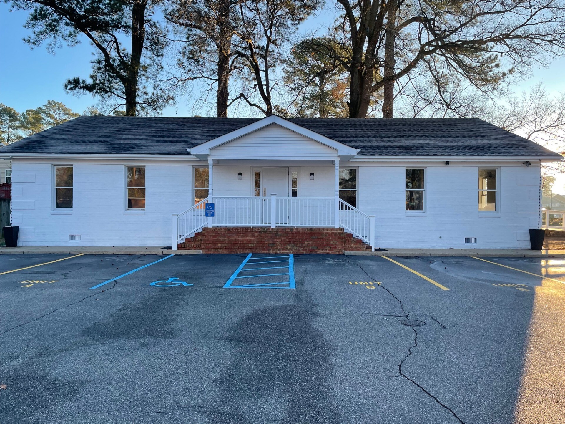 4136 Bonney Rd, Virginia Beach, VA for lease Primary Photo- Image 1 of 20