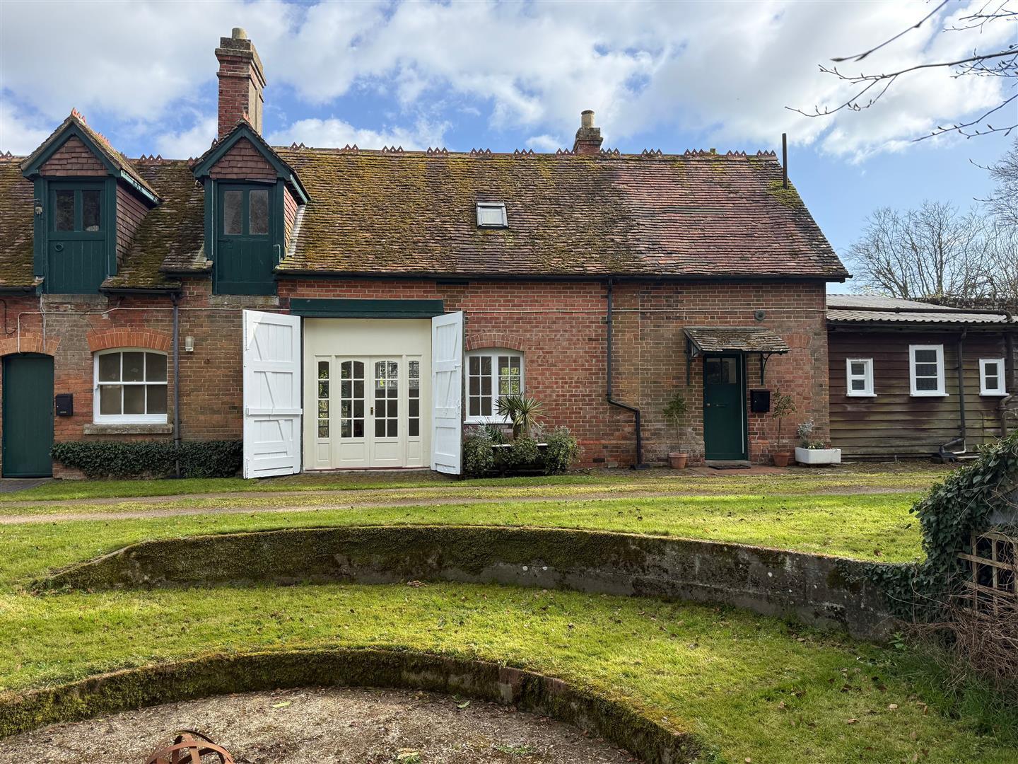 Blandford Rd, Shillingstone for lease Primary Photo- Image 1 of 3