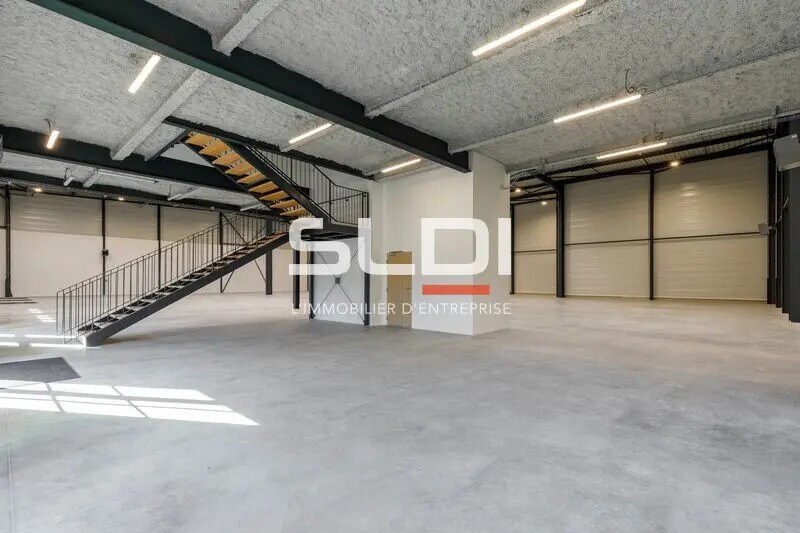20-24 Avenue Du 24 Août 1944, Corbas for lease - Interior Photo - Image 3 of 7